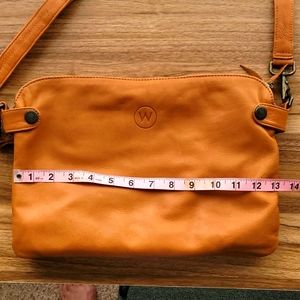 Wanderers Venetian Grande Crossbody (EUC)